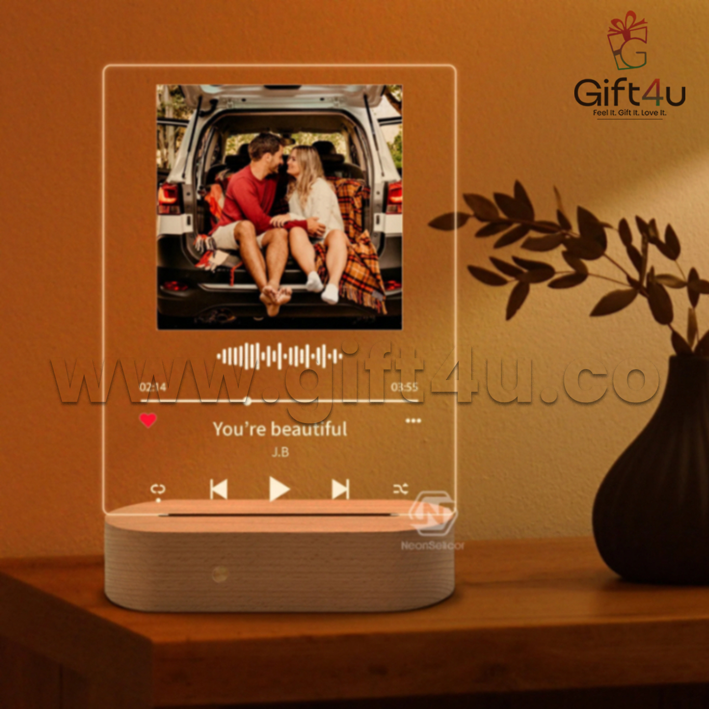 G4U TL2	LyricGlow – Personalized Spotify Song Lamp