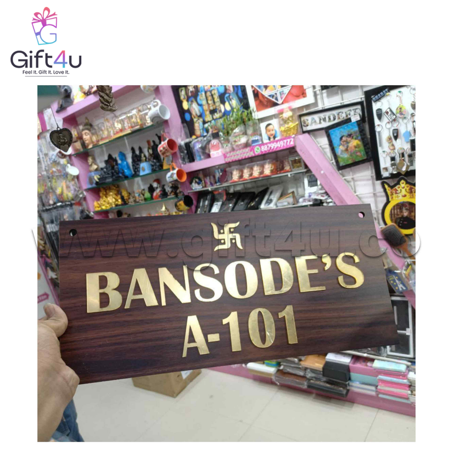 G4U NP5 GoldenNest – Classic Wooden Name Plate
