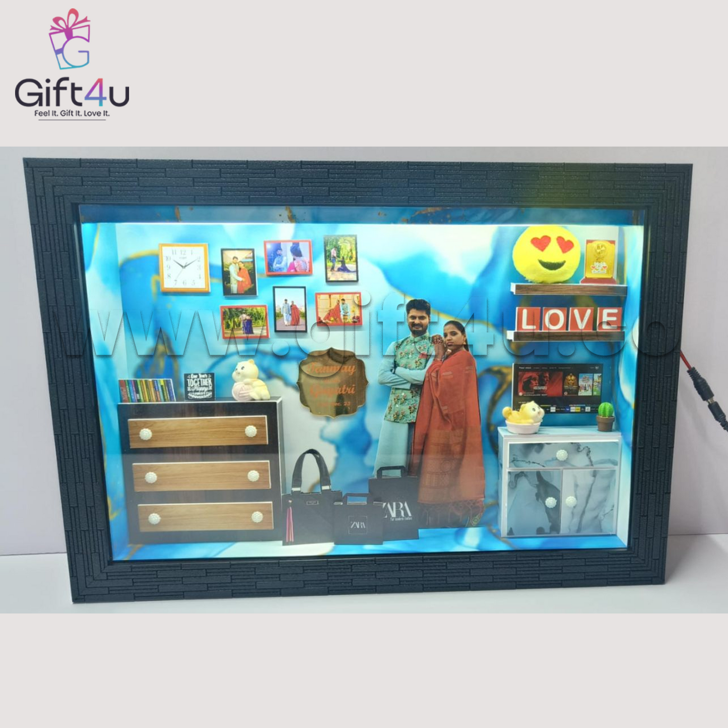 G4U FR70 LoveLights Shadow Box