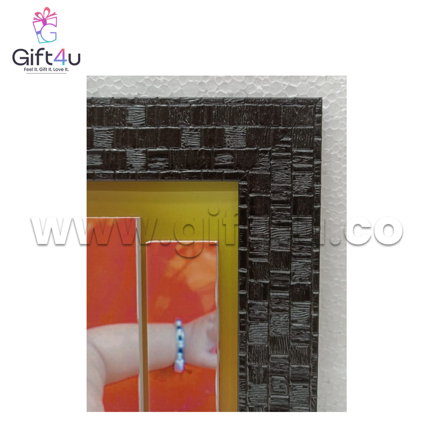 G4U FR7	VivaBlend 18 – Chex & Stripes Collage Frame