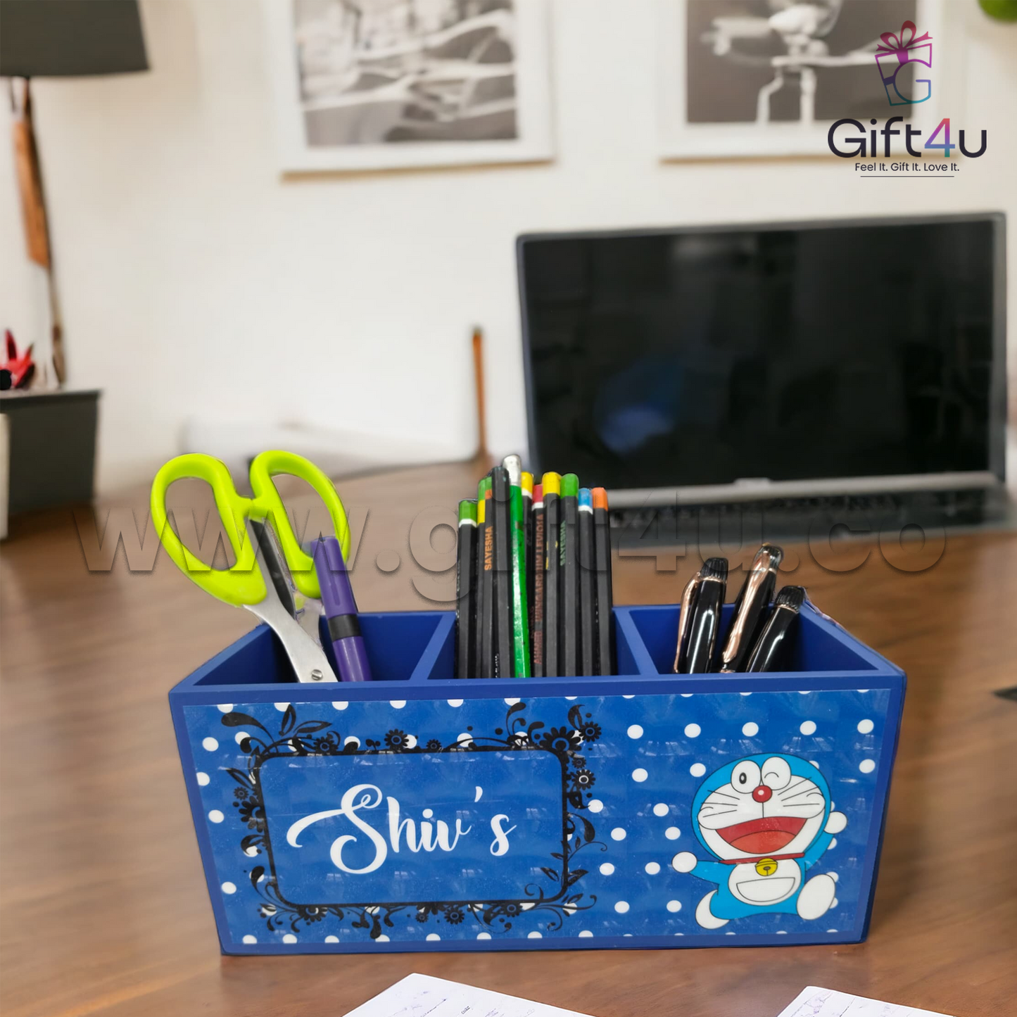 G4U WPS1 Personalized Wooden Pen Stand for Kids