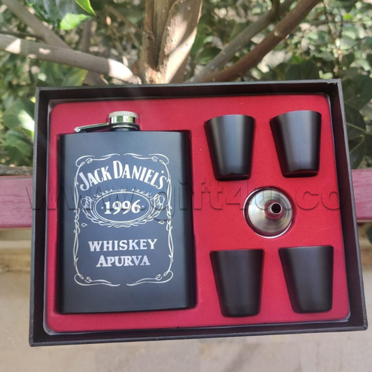 HP2 G4U InkPour – Custom Hip Flask Set